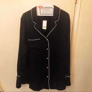 Banana Republic Navy Pajama Style Blouse w/Pearls